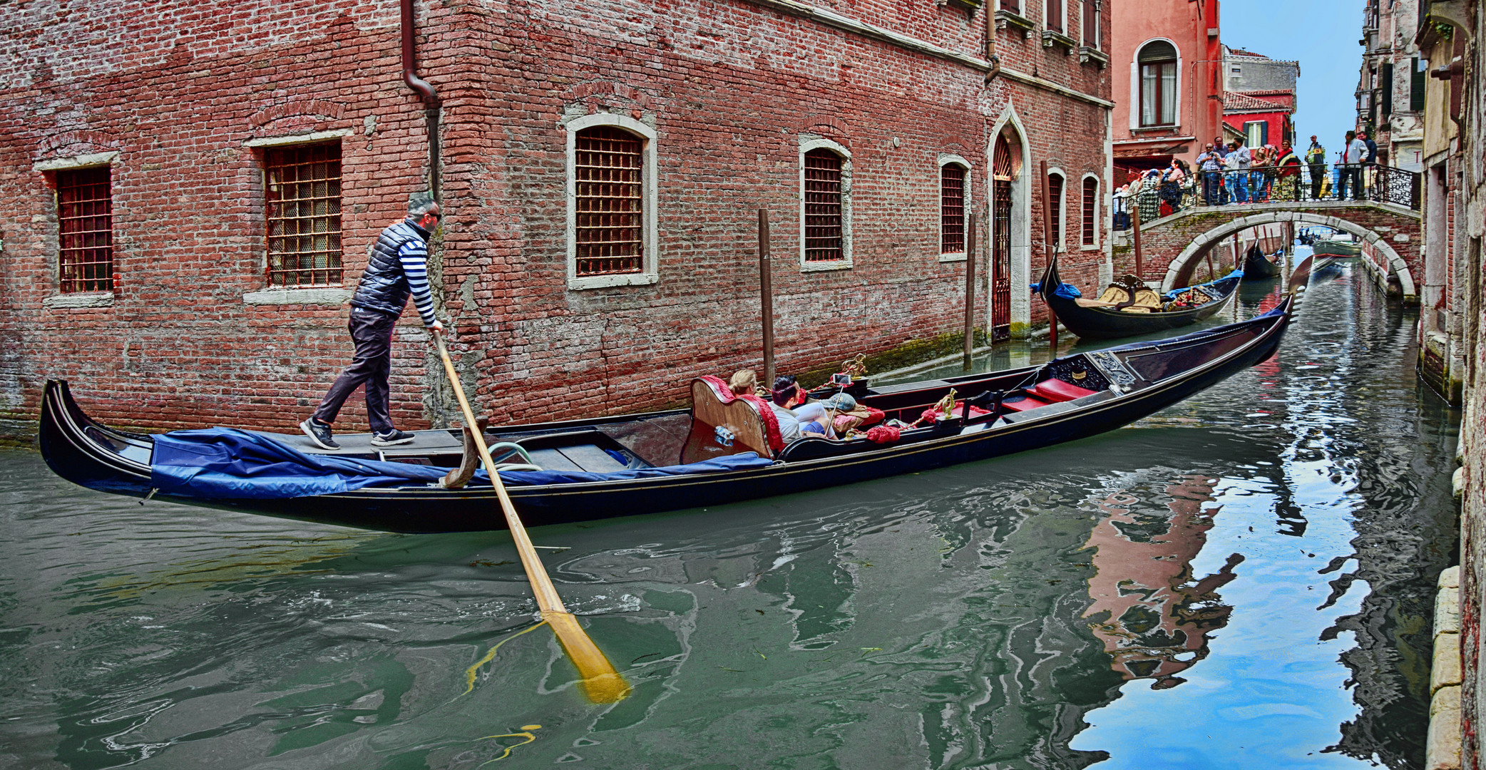 Romantische Gondelfahrt in Venedig