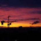 Romantischer Sonnenuntergang oder Feuerabend auf der Baustelle