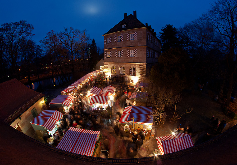 Romantischer Weihnachtsmarkt am Zeltnerschloss