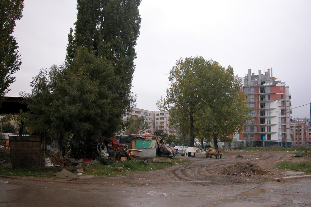 romas living in studenttow in sofia