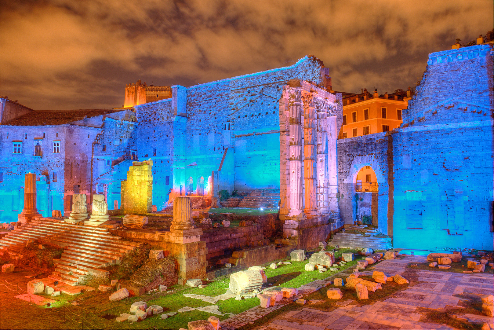 Rome ruine de nuit