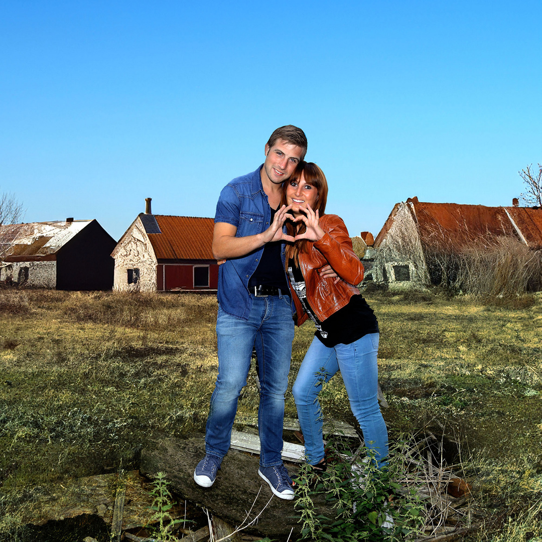 Romina und Dennis in der KI-Siedlung