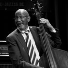 Ron Carter am 16.10.2015 in Ebersberg