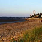 Ronce-les-Bains (Charente-Maritime) - La plage et la grand-roue au coucher du soleil.