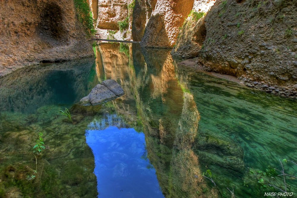 Ronda - Blick in das Wasser des Tajo