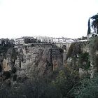 Ronda die schöne Stadt  mit eine Schlucht .