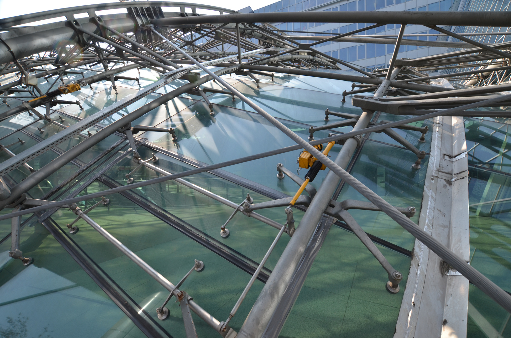 Roof Construction at DB-Fernbahnhof Frankfurt Airport - Steel frame