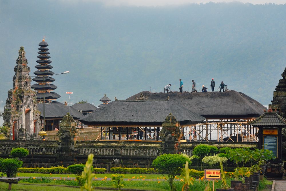 Roof repairing on temple houses