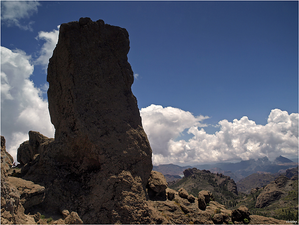 Roque Nublo ...