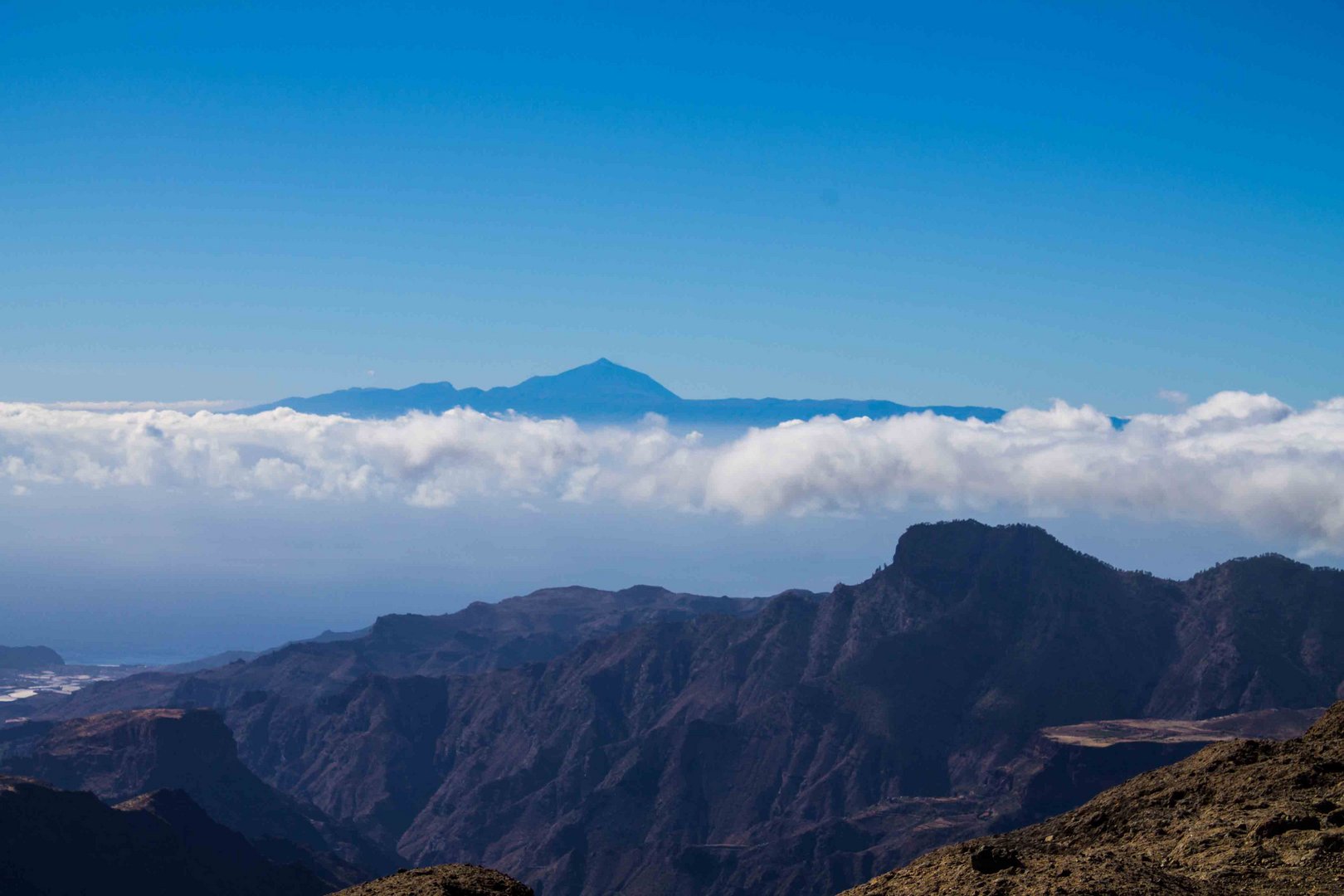 Roque Nublo mit Blick zum Teide auf Teneriffa