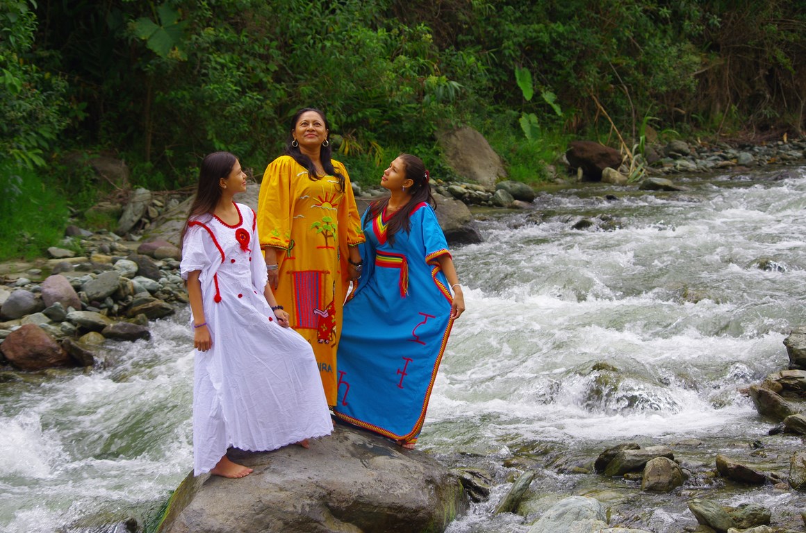 Rosa and her daughters