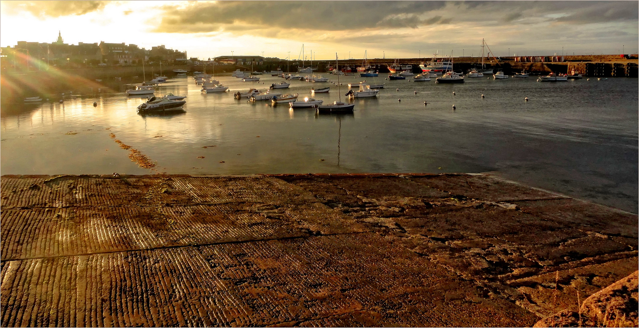 Roscoff au lever du soleil