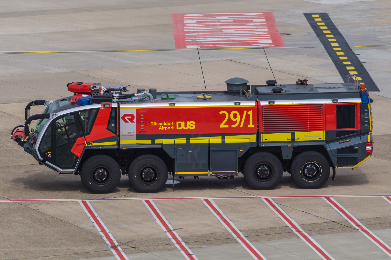 Rosenbauer Panther Foto & Bild luftfahrt, details aus der luftfahrt