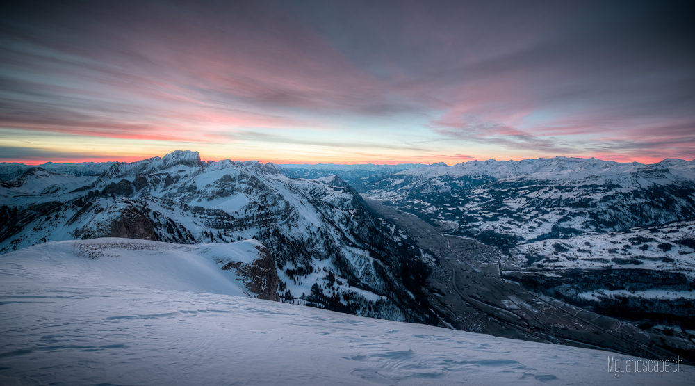 * Rosenböden: Gamsberg und Walenstadt im Morgenrot *