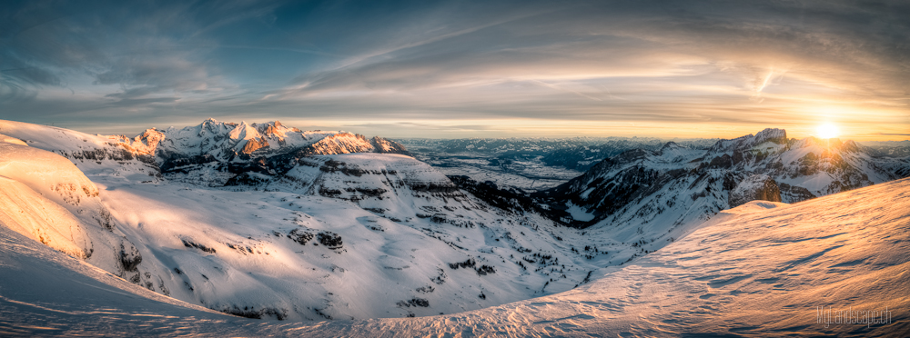 * Rosenböden: Sonnenaufgang Panorama *