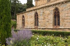 Rosengarten der Abbaye de Fontfroide...