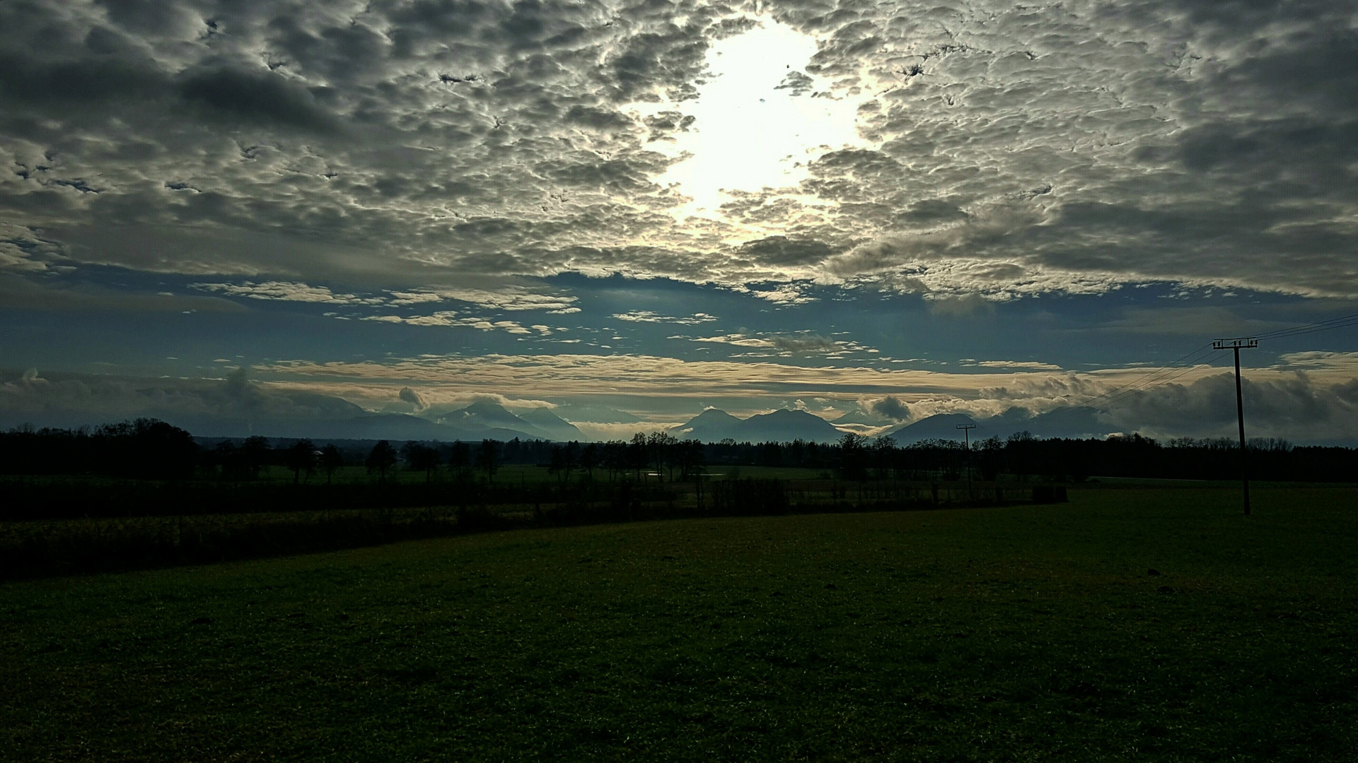 Rosenheimer Land an einem Dezember - Morgen