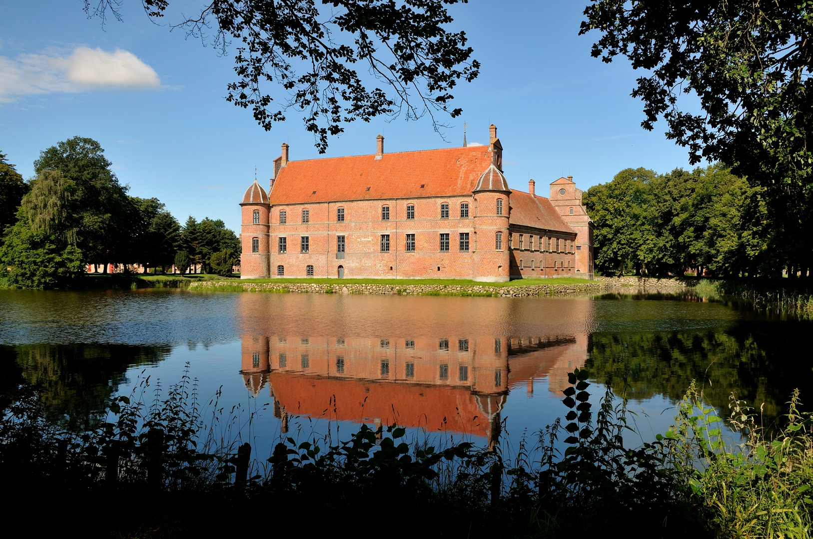 Rosenholm Slot