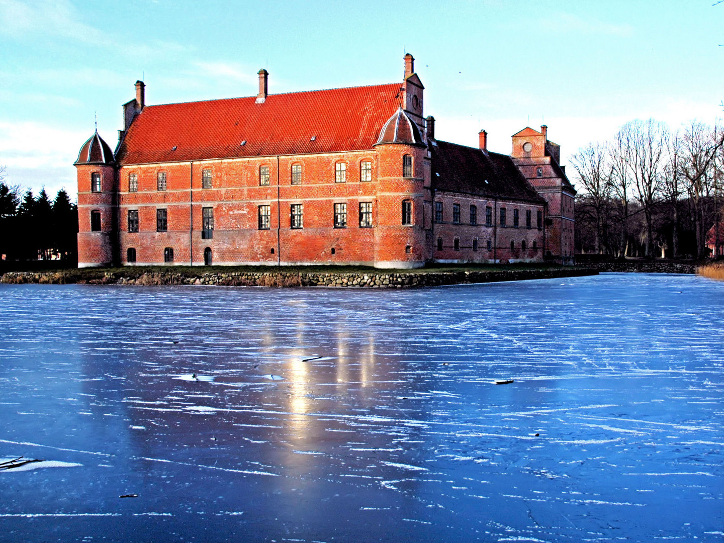 Rosenholm Slot