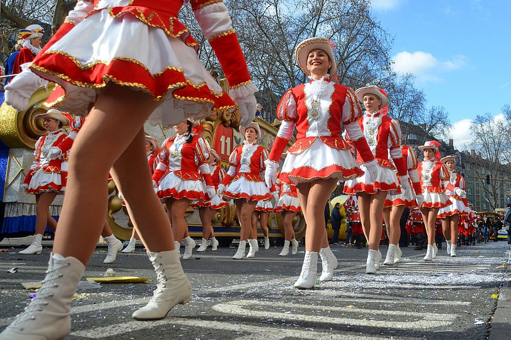 Rosenmontagszug Mainz 2012 06