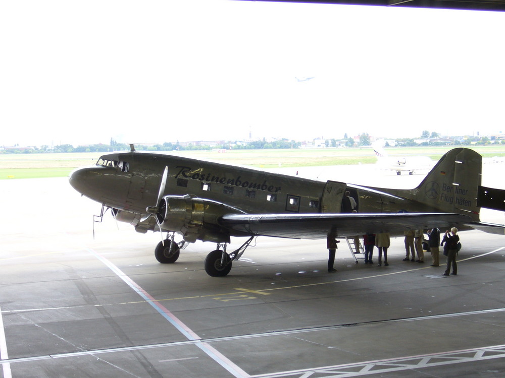 Rosinenbomber in Berlin-Tempelhof