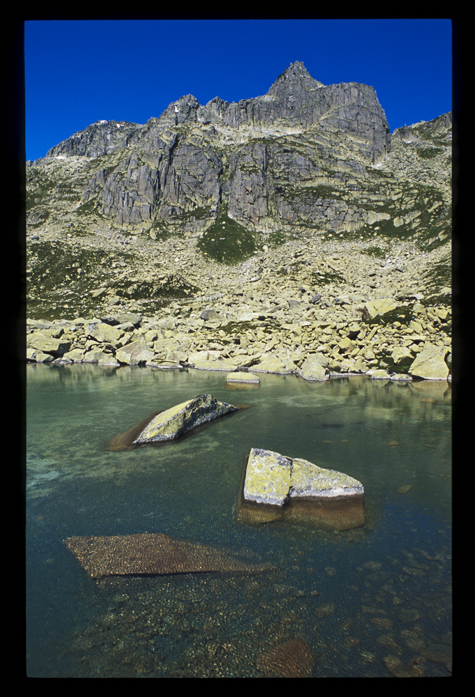 Rossplattensee, im Hintergrund Rossmettlengrat