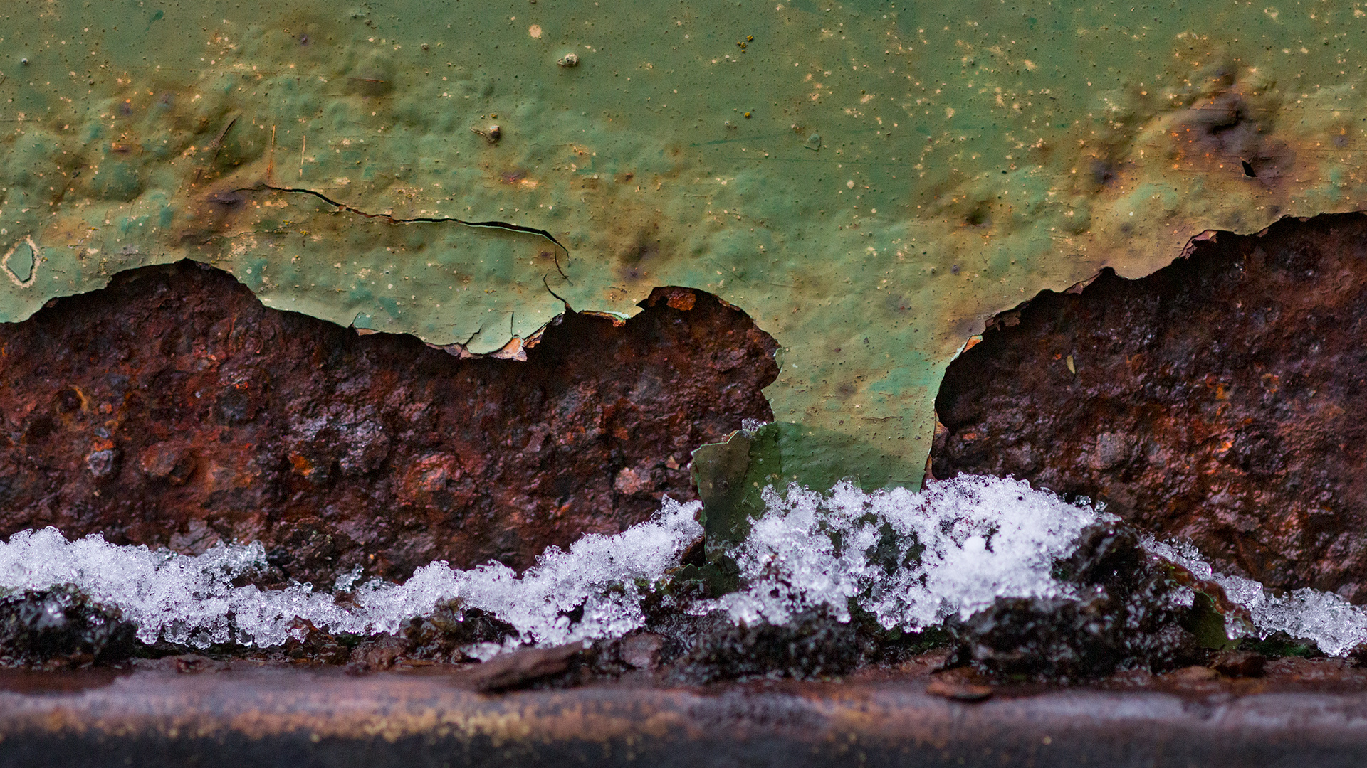 Rost + Farbe + Schnee