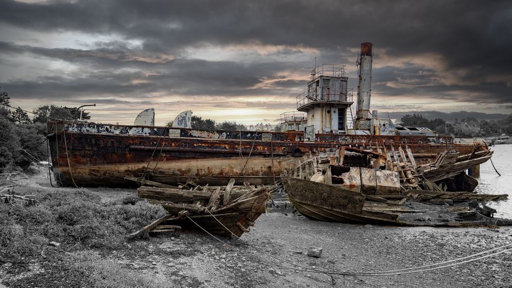 Rostellec, Schiffsfriedhof Foto & Bild | frankreich, industrie ...