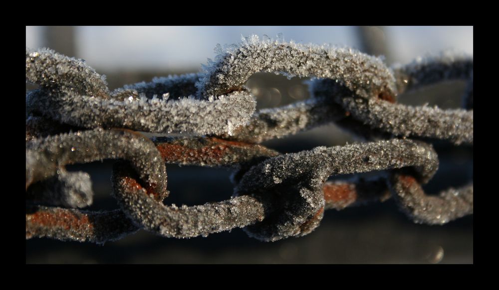 Rostige Ketten in frostigen Ketten