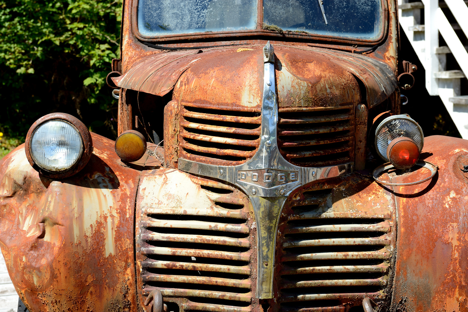 Rostiger Dodge in Telegraph Cove