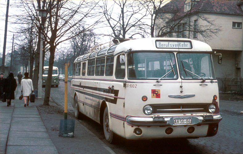 Rostock 1969 Nahverkehr mit Bussen