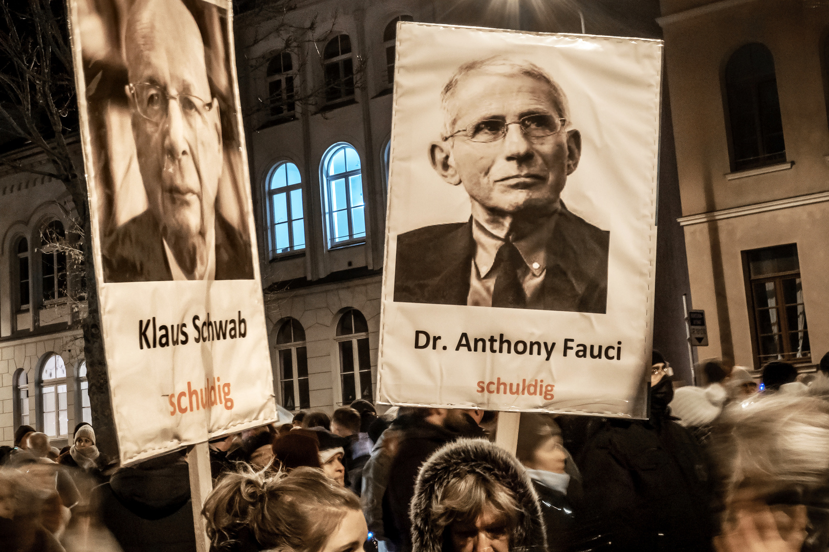 Rostock Demo gegen CoronaMaßnahmen abgebrochen Foto & Bild spezial