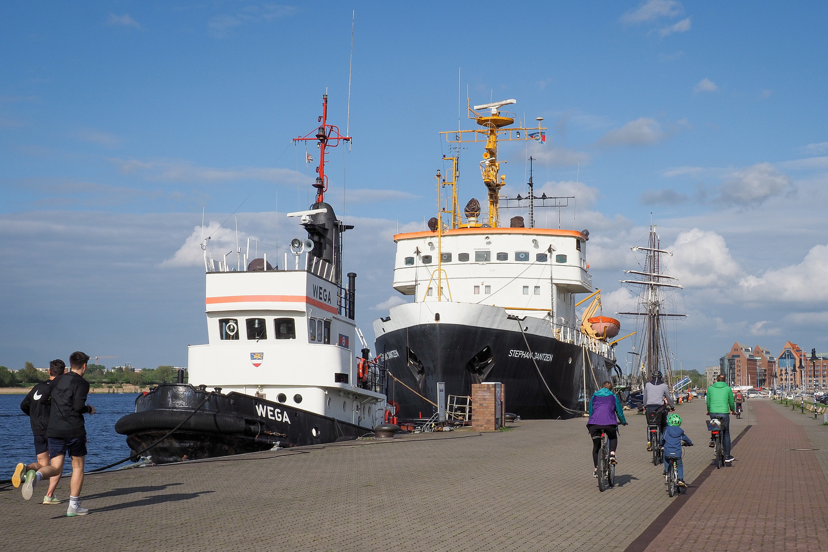 Rostock: Ende Mai wieder Schiffsbesichtigungen