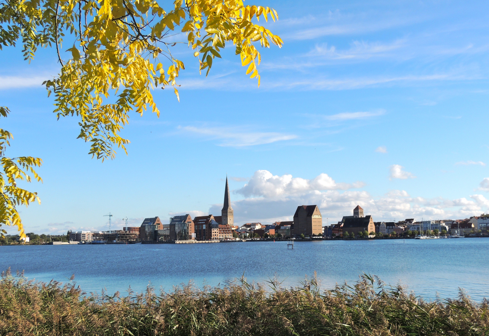 Rostock in der Herbstsonne