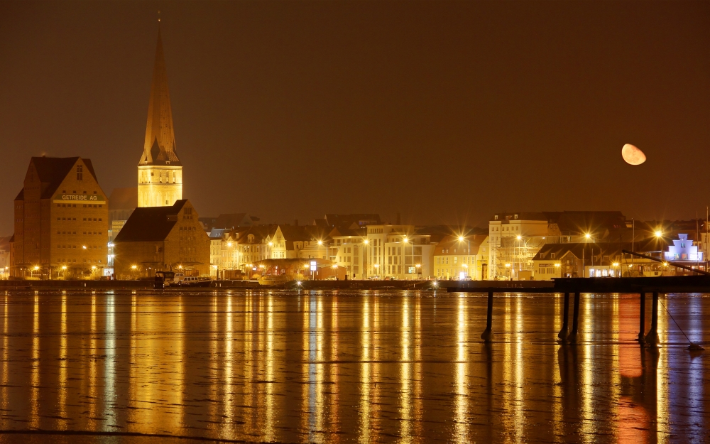 Rostock - Mitternacht am Hafen 2.