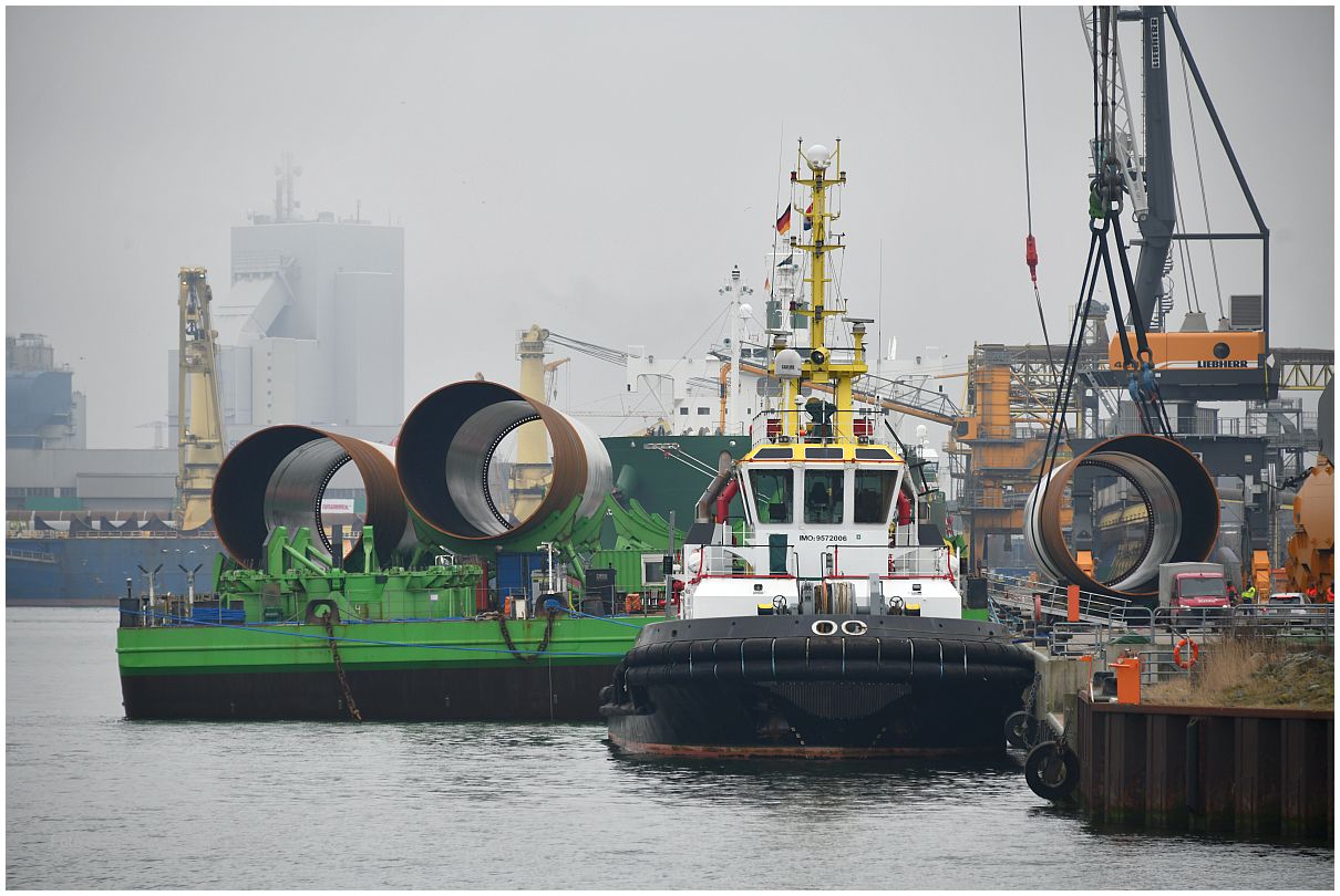 Rostock Port | Monopiles | Schwergutumschlag