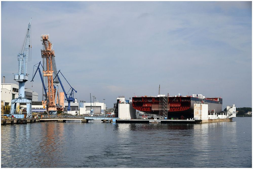 Rostock Port | Neptun Werft, FERU "Disney Destiny" (Triton-Klasse)"