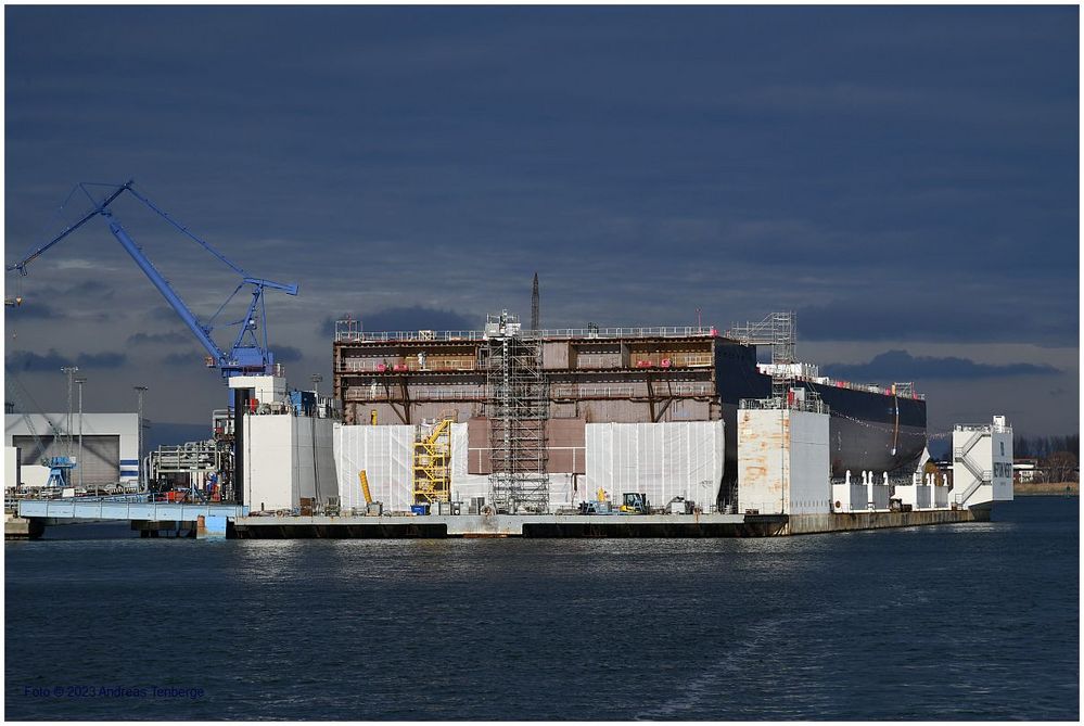 Rostock Port, Neptun Werft, FERU "Disney Treasure"