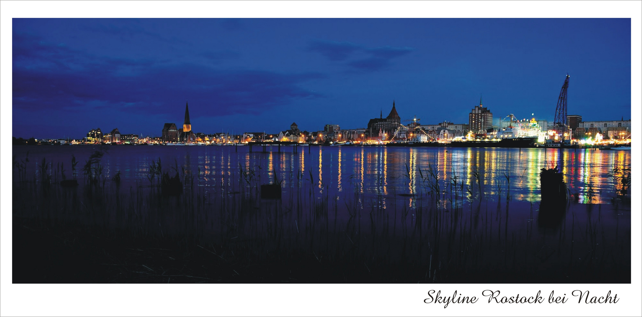 Rostock Skyline bei Nacht