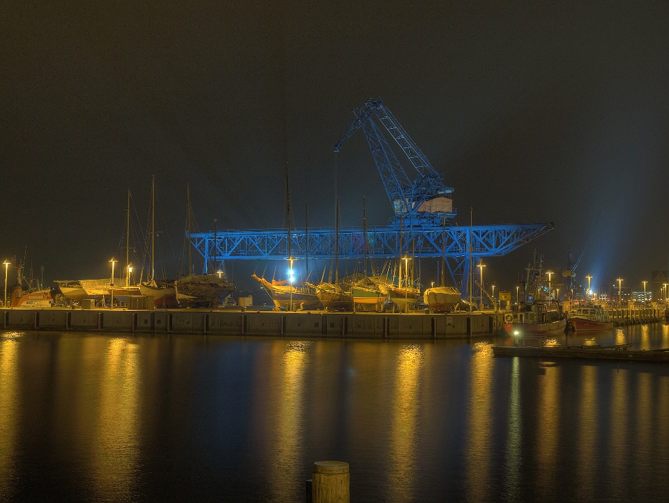 Rostocker Museumshafen bei Nacht