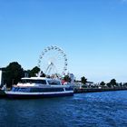 Rostocker Riesenrad mal aus anderer Sicht als dieses: