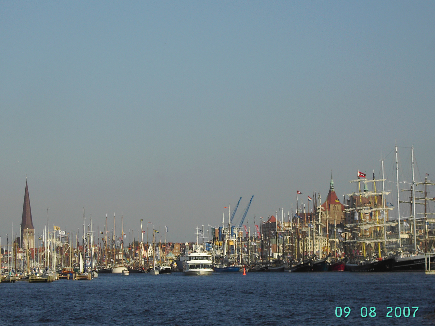 Rostocker Stadthafen zur Hanse Sail