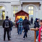 Rostocker Weihnachtsmarkt mit Masken- und Bändchenpflicht