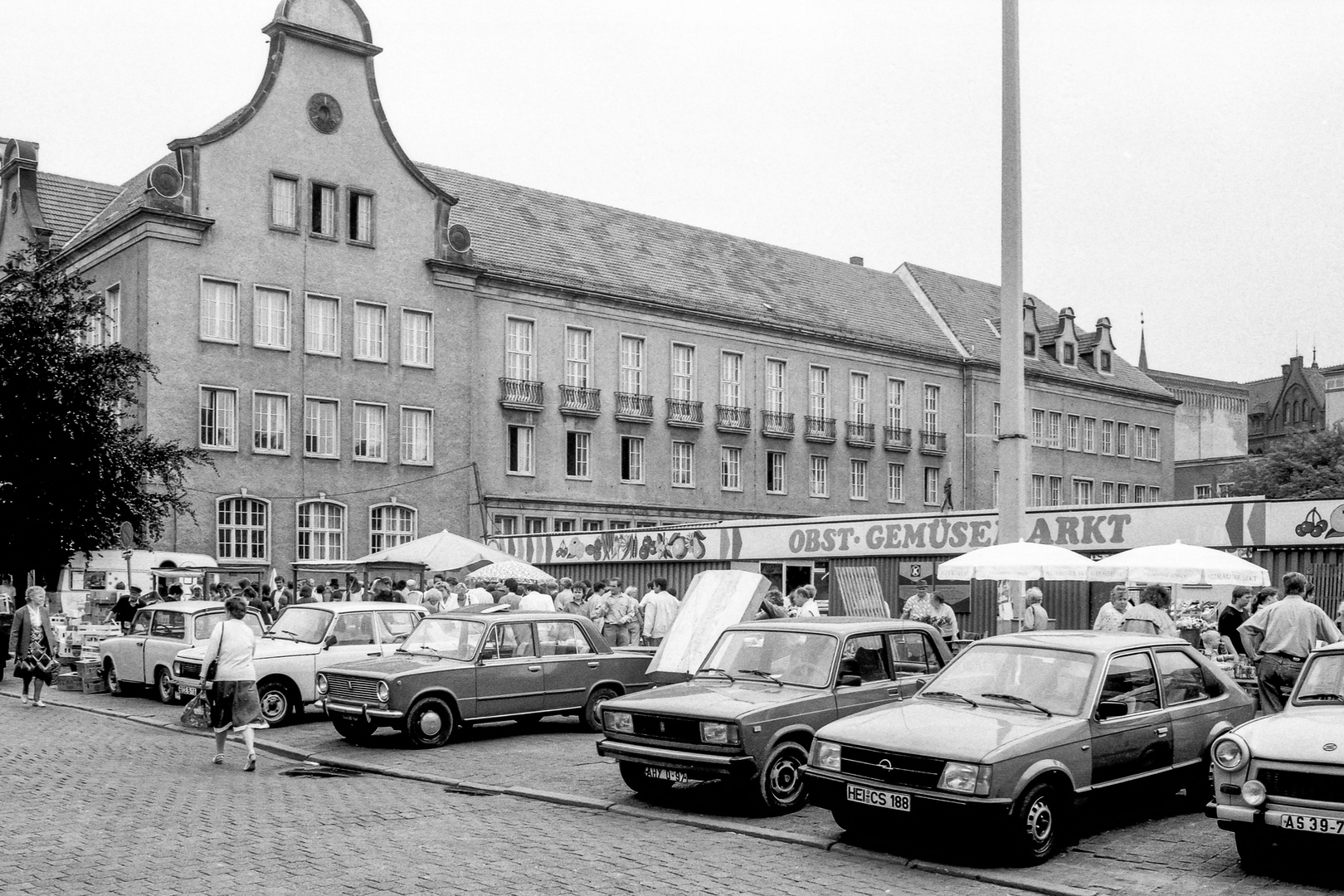 Rostocker Wochenmarkt - Glatter Aaal 1990