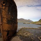 Rostschiff an der alten Heringsfabrik in Djupavik