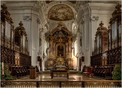 Rot an der Rot-Klosterkirche St Verena.