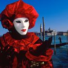 Rot auf blau in Venedig