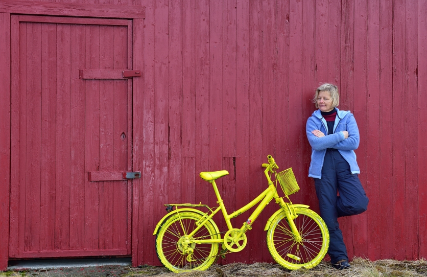 ROT, GELB, BLAU.....Lofoten, Fahrrad und Carola.....