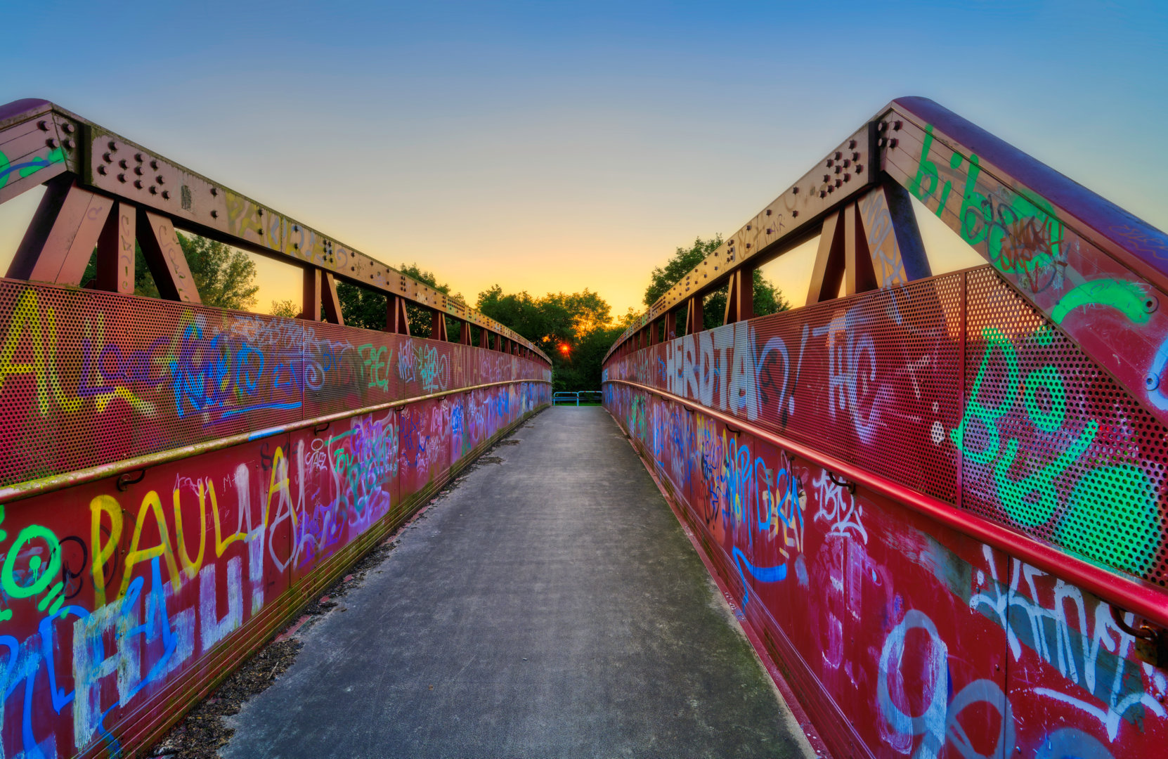 Rot und Bunt