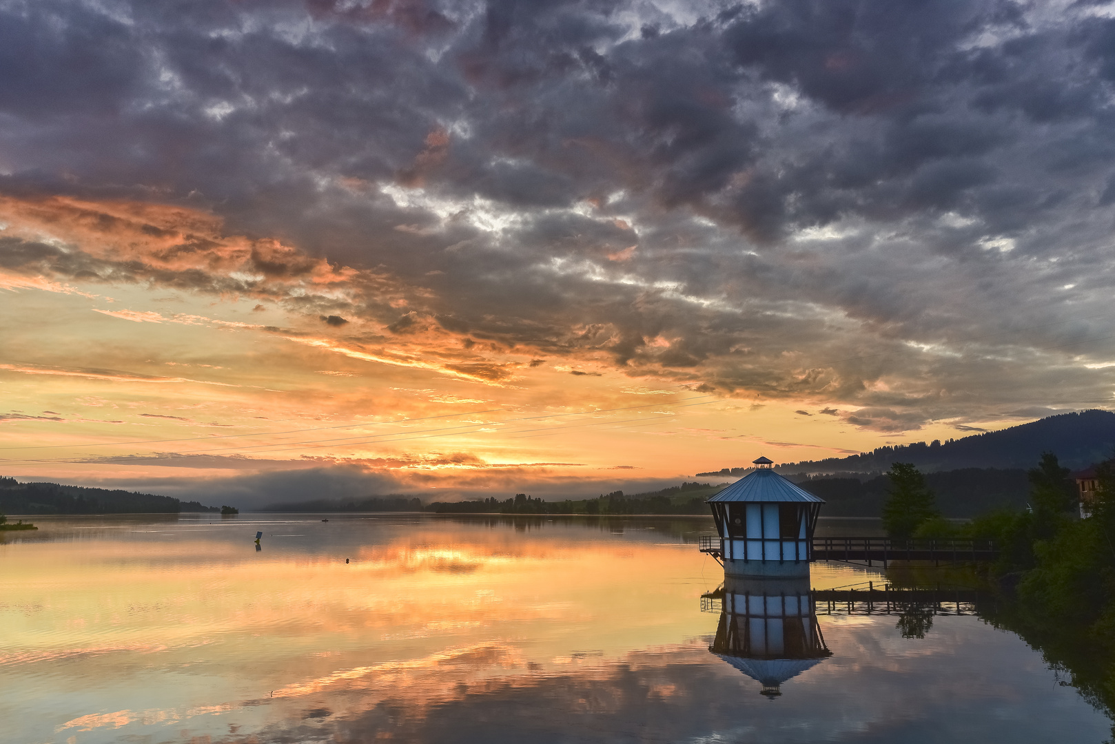 Rotachspeicher bei Sonnenaufgang 2